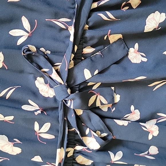 Floral Pleated Mini Dress w/ Keyhole Tie Back & Elastic Waist - Picture 4 of 5